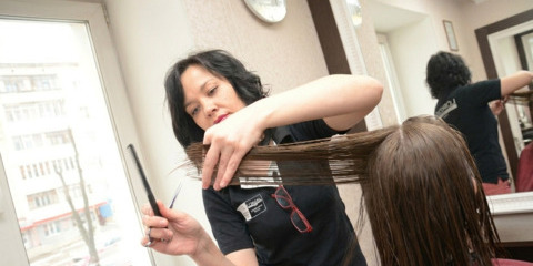 Стрижки, укладки волос